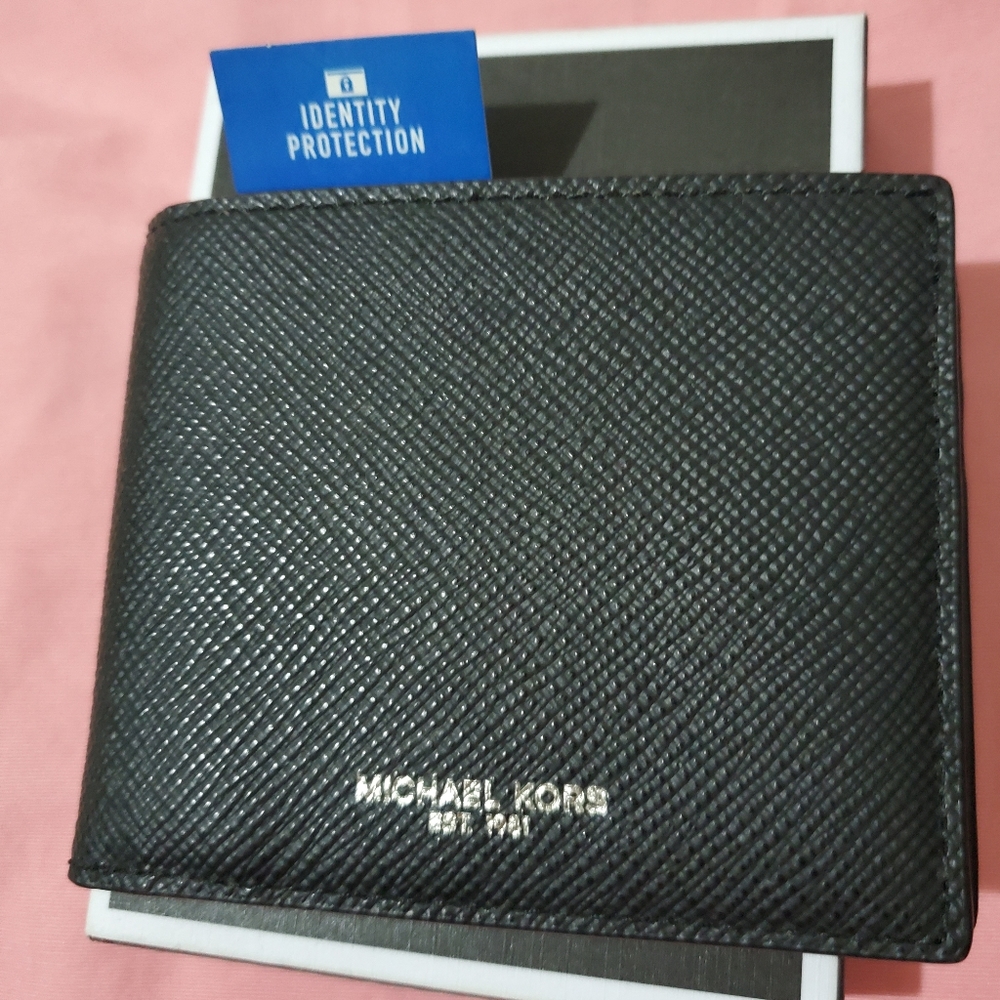 Black black Michael Kors wallet